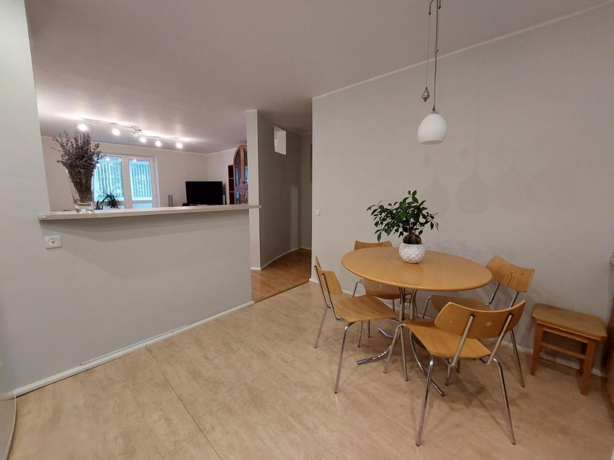 Family House Apartments Vilna Exterior foto